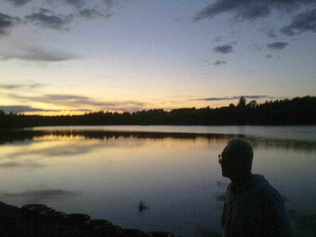 06072012085