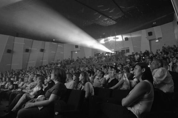 B&W_18